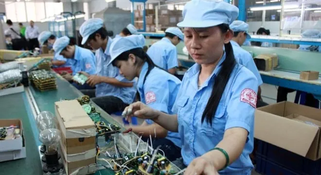 TPHCM khen thưởng công nhân lao động trực tiếp sản xuất