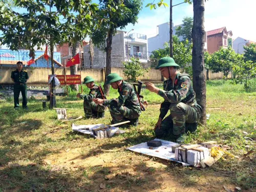 Những trải nghiệm đầu tiên nơi quân ngũ