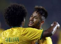 Messi, Neymar ghi bàn, Argentina và Brazil cùng thắng trận