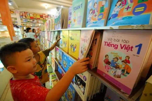 Biên soạn lại sách giáo khoa: Những vấn đề cần quan tâm