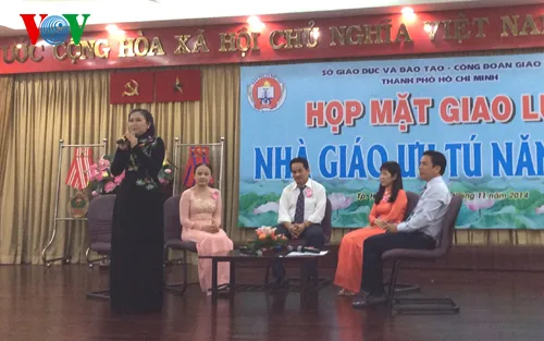 Họp mặt nhà giáo ưu tú năm 2014