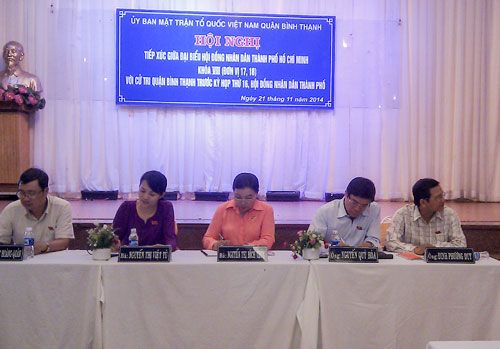 Tổ đại biểu HĐND TPHCM tiếp xúc cử tri Nhà Bè, Hóc Môn, Bình Thạnh
