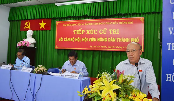 Tin TPHCM ngày 01/12/2014: Đại biểu Quốc hội tiếp xúc cử tri huyện Cần Giờ