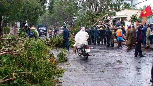 Chủ tịch UBND TPHCM chỉ đạo không được chủ quan trong phòng chống bão Hagupit
