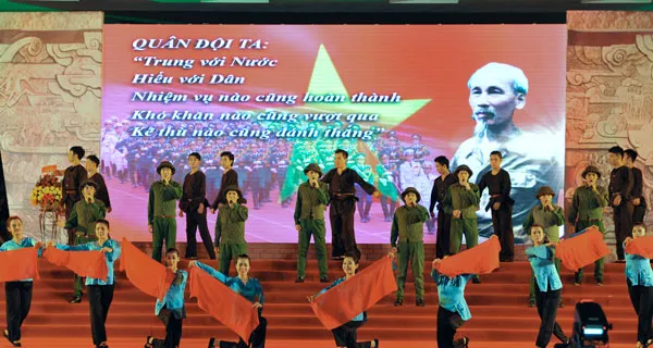 Vinh quang bộ đội cụ Hồ