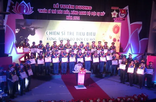 Tuyên dương 43 chiến sĩ trẻ tiêu biểu, xứng danh Bộ đội Cụ Hồ