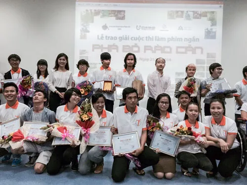 Khóc ngược đoạt giải nhất cuộc thi phim ngắn “Phá bỏ rào cản”