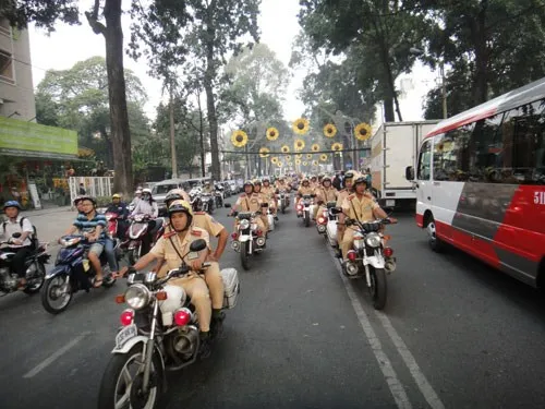 2015: TPHCM phấn đấu kéo giảm tối thiểu 5% số vụ, số người chết và bị thương do TNGT