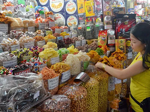 Thành phố tăng cường kiểm tra, kiểm soát hàng hóa Tết