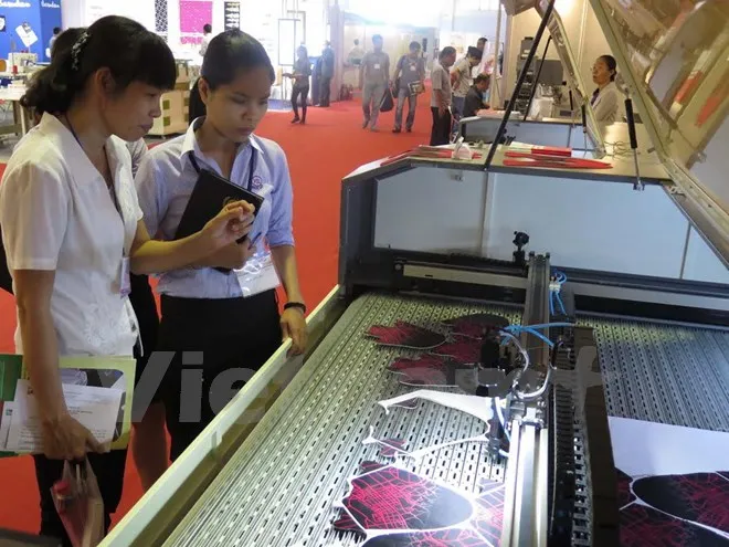 TPHCM tận dụng lợi thế tạo đà bức phá trong năm mới 2015