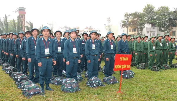 Tòng quân trong mùa xuân