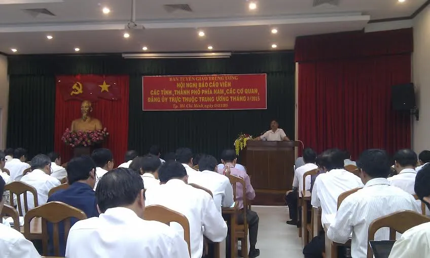 Thông tin những vấn đề mới trong các văn kiện trình ĐH XII của Đảng