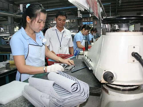 Phát triển Đảng trong công nhân trực tiếp sản xuất