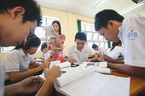 Ôn thi tốt nghiệp THPT: không được cắt xén chương trình