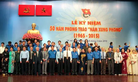 Ngọn lửa Năm xung phong truyền đến thế hệ trẻ, thôi thúc học tập, rèn luyện, cống hiến
