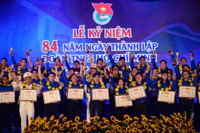 84 điển hình vinh dự được trao giải thưởng Lý Tự Trọng