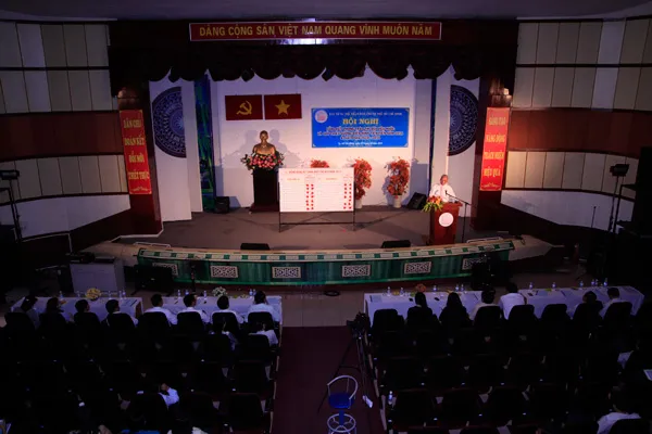 VOH tổng kết phong trào thi đua yêu nước giai đoạn 2010-2014
