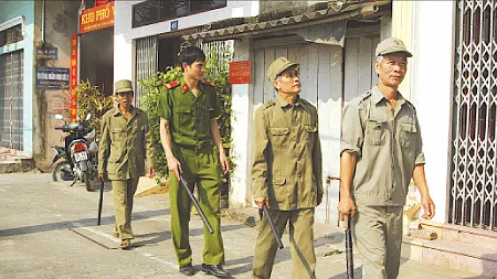 Công an phối hợp cựu chiến binh thành phố bảo vệ an ninh trật tự