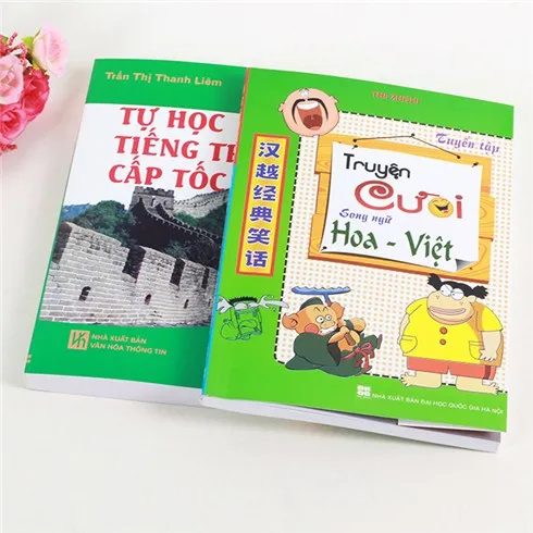 Biên soạn và phát hành 1.500 quyển sách song ngữ Việt - Hoa