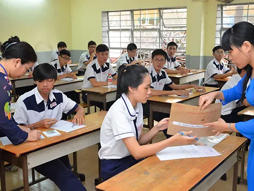 TPHCM không tổ chức cụm thi địa phương