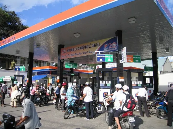 Hôm nay (13/4) sẽ có quyết định về giá xăng dầu