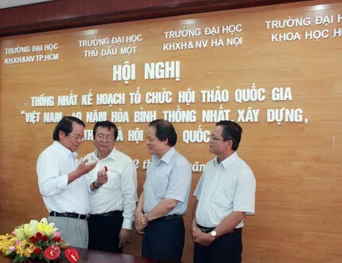 Hội thảo khoa học quốc tế “Việt Nam – 40 năm thống nhất, phát triển và hội nhập” 