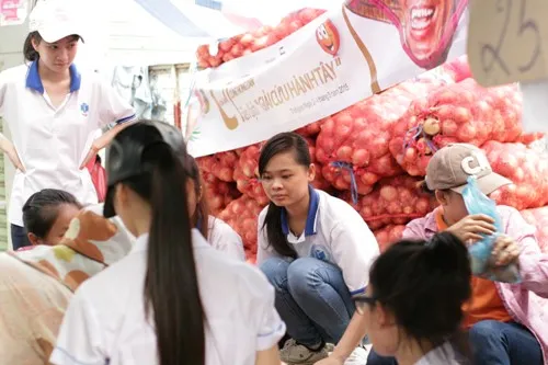 Nghĩa tình của người thành phố