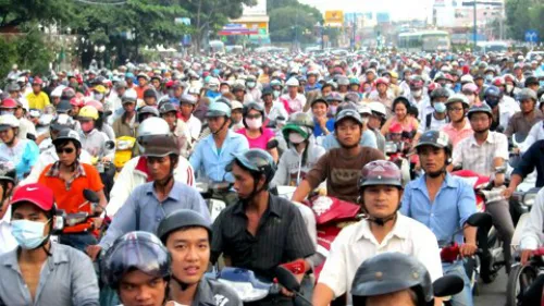 Thu phí sử dụng đường bộ xe máy: Cần đảm bảo công bằng và nghiêm minh