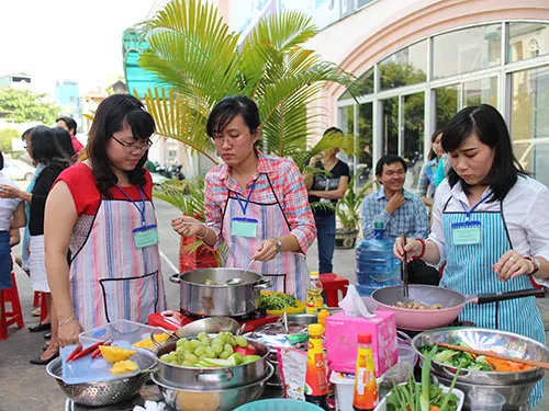 Tuyên dương 216 tập thể và cá nhân tiêu biểu học tập và làm theo tấm gương đạo đức Hồ Chí Minh và gương người tốt việc tốt