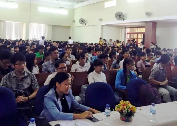 600 thanh niên – sinh viên tham gia hội thảo “Gây dựng thương hiệu: Mạnh được yếu thua ?”