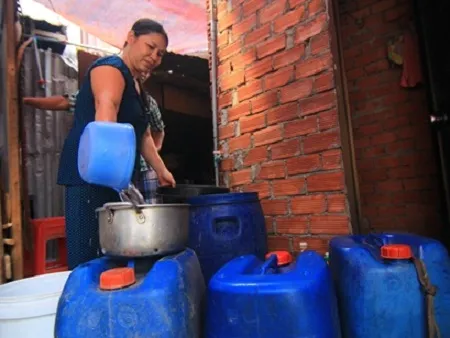 Quận Bình Thạnh quyết tâm đến cuối năm 2015: 100% hộ dân dùng nước sạch