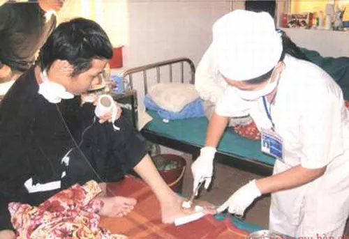 Mỗi tháng Việt Nam có thêm 1.000 ca nhiễm mới HIV