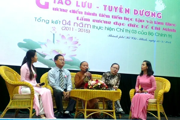 Những tấm gương phụ nữ tỏa sáng giữa đời thường