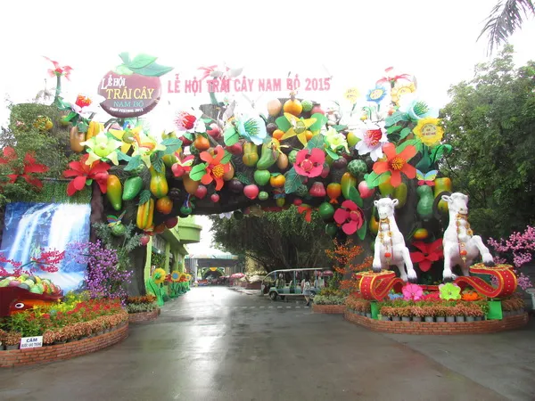 Lễ hội trái cây Nam bộ 2015 – Hội tụ sắc màu thế giới
