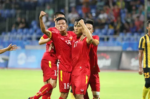 Công Phượng lập cú đúp, U23 Việt Nam đại thắng U23 Malaysia