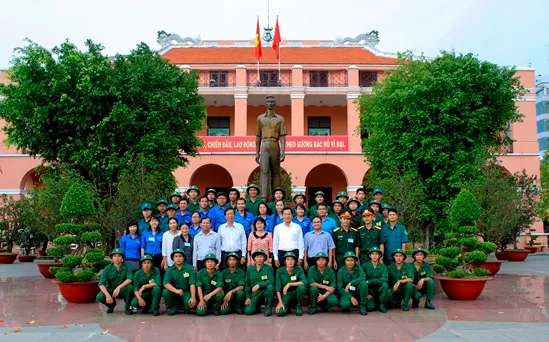 Tuổi trẻ quận 4 học tập và làm theo lời Bác