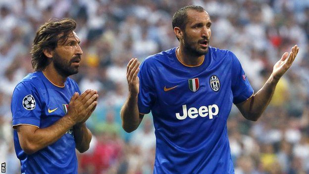 Chiellini lỡ dịp gặp lại kẻ cắn mình ở World Cup 2014