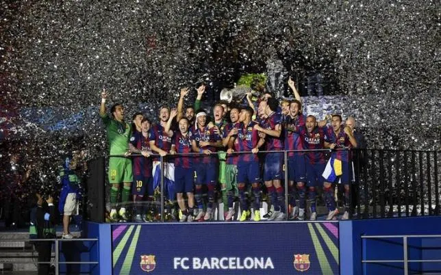 Barcelona hoàn tất cú ăn ba lịch sử