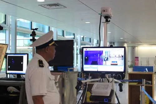 TPHCM: Kê khai y tế và phân luồng hành khách về từ vùng dịch