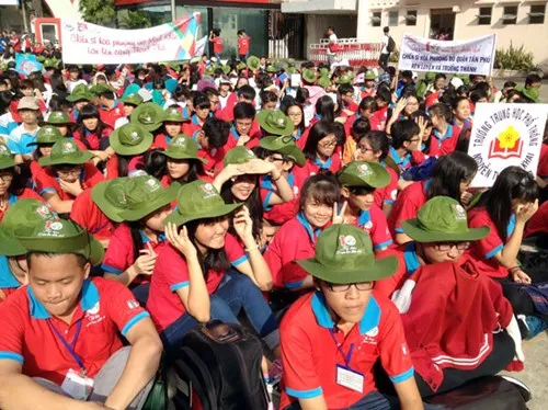 Chiến dịch tình nguyện Hoa phượng đỏ năm 2015: 40.000 chiến sĩ tham gia