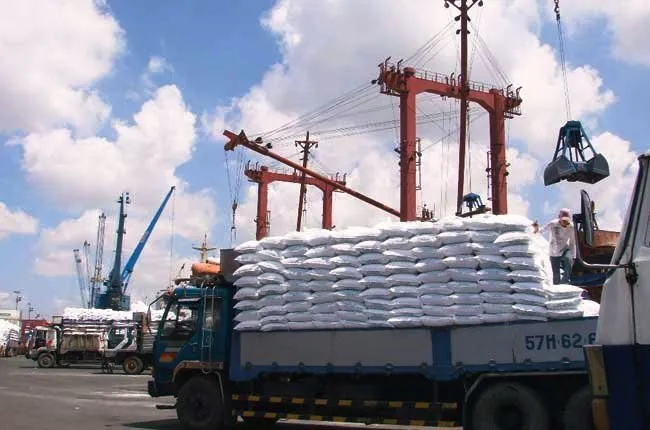 5 tháng đầu năm 2015: Nhập khẩu hàng hóa tăng 15,8%