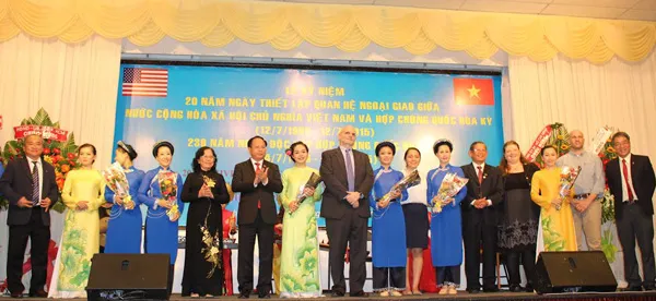 Kỷ niệm 20 năm thiết lập quan hệ ngoại giao Việt Nam – Hoa Kỳ