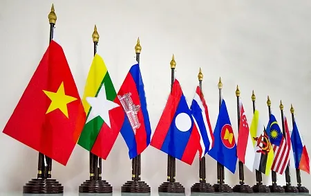 Nâng cao trình độ ngoại ngữ cho cán bộ trong công tác đối ngoại