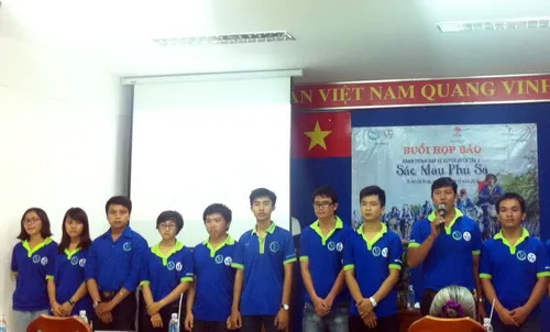 Họp báo hành trình đạp xe xuyên miền Tây lần 3 