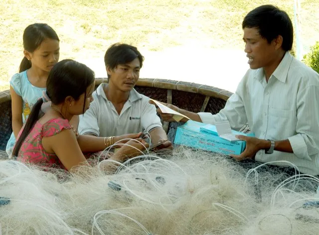 Chăm lo sức khỏe sinh sản cho người dân vùng thiên tai