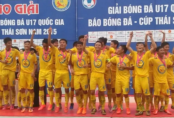 PVF bảo vệ thành công chức vô địch U17 quốc gia