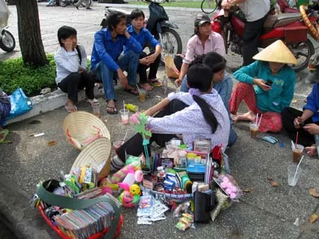 Nỗi khổ của người lao động nhập cư