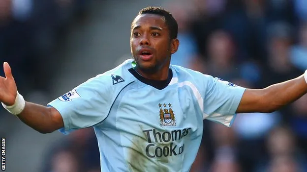 Robinho trôi dạt đến Trung Quốc chơi bóng