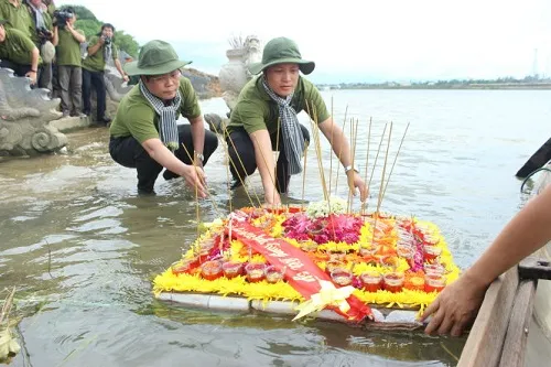 Hành trình “Âm vang Trường Sơn” về thăm quê hương Đại tướng Võ Nguyên Giáp 