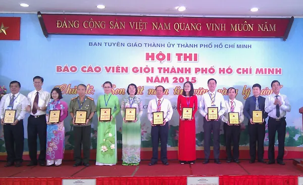 Vòng chung kết Hội thi Báo cáo viên giỏi TPHCM năm 2015